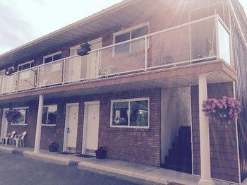 Selah Motel Kenora Exterior photo